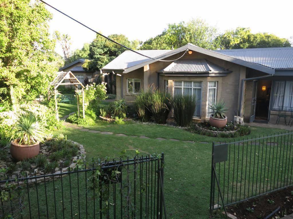 Dias Guest House Bloemfontein Exterior photo