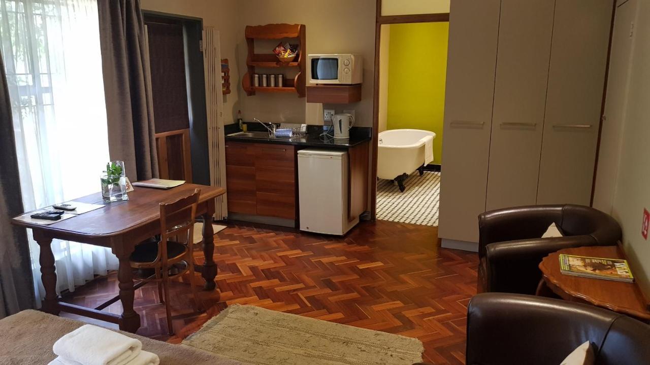 Dias Guest House Bloemfontein Exterior photo